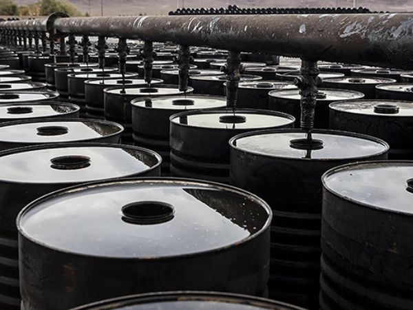 Người tiêu dùng cần hiểu những yếu tố khiến giá nhựa đường dao động